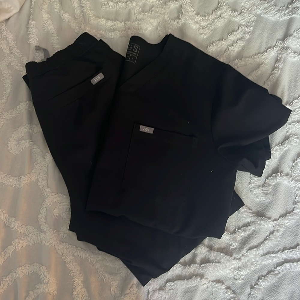 COPY - FIGS Scrub Set